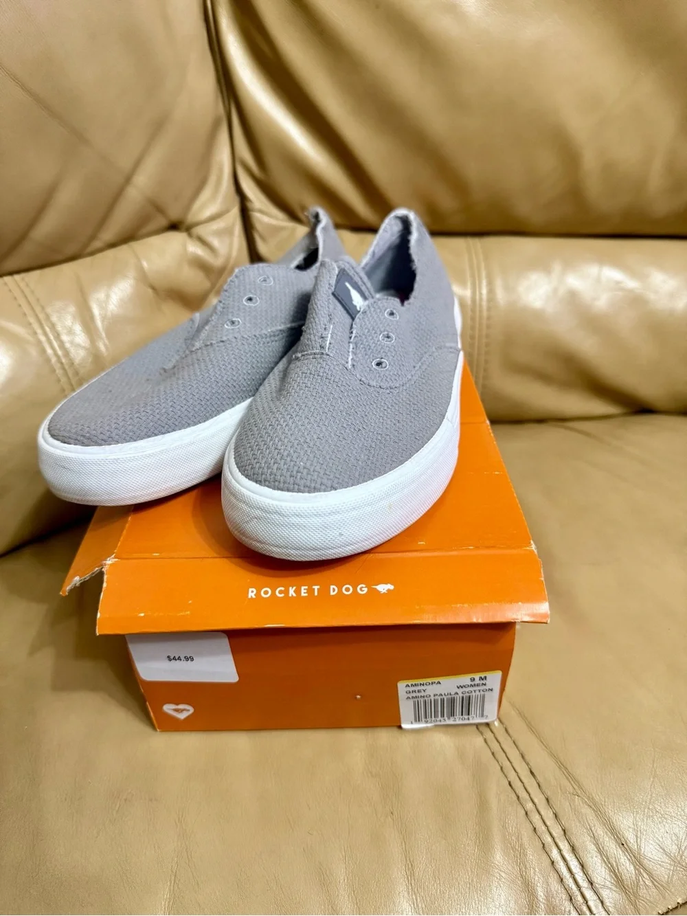 Rocket Dog Amino Paula Cotton sneakers in grey, women's size 9M